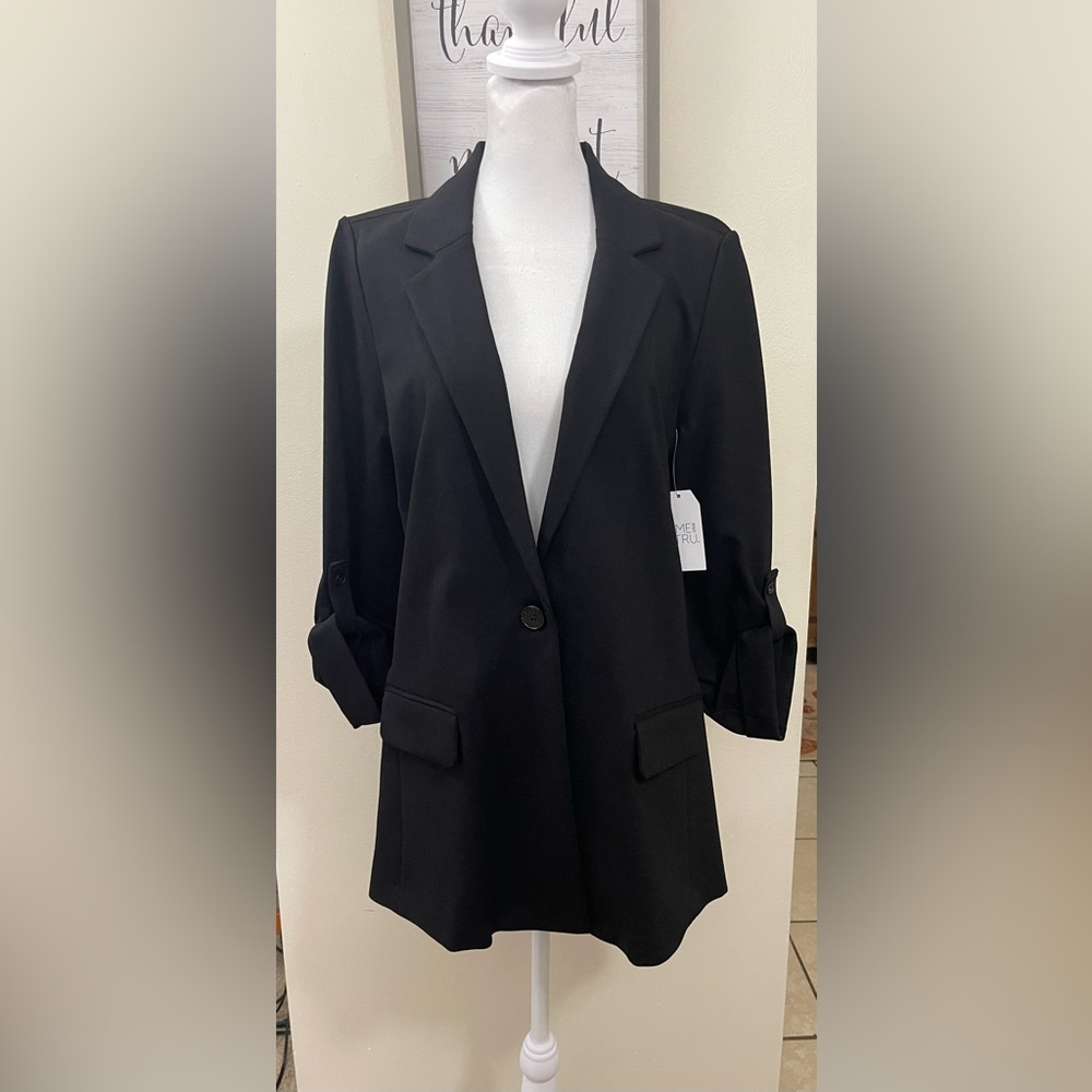 Women's Relaxed Fit Button Front Ponte Blazer with Adjustable Sleeves Black. NWT